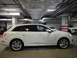 2019 Audi Q7 II (4M), белый, 4550000 рублей, вид 3