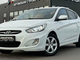 2014 Hyundai Solaris I, белый, 870000 рублей, вид 2