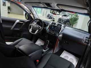 2014 Toyota Land Cruiser Prado 150 Series Рестайлинг 1, серый, 2890000 рублей, вид 5