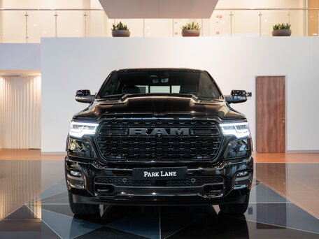2026 Ram 1500 Crew Cab eTorque V Рестайлинг, чёрный, 11790000 рублей, вид 3