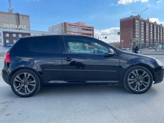 2007 Volkswagen Golf V, чёрный, 449000 рублей, вид 1