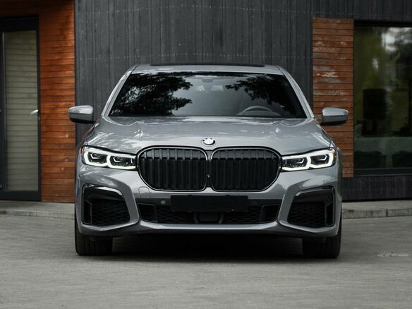 2021 BMW 7 серии Long 740Li xDrive VI (G11/G12) Рестайлинг, серый, 5400000 рублей