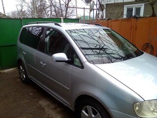 2004 Volkswagen Touran I, серебристый, 500000 рублей, вид 1