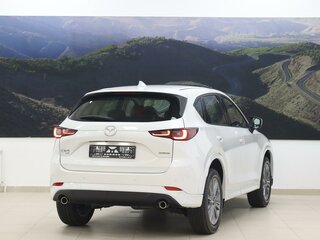 2026 Mazda CX-5 II Рестайлинг, белый, 4900000 рублей, вид 4