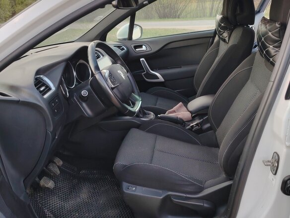 2012 Citroen DS4, белый, 749000 рублей - вид 4