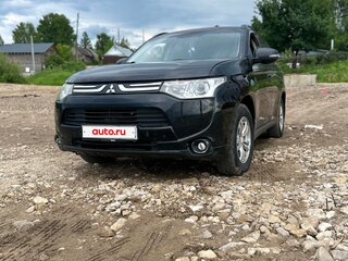 2013 Mitsubishi Outlander III, чёрный, 1200000 рублей, вид 1