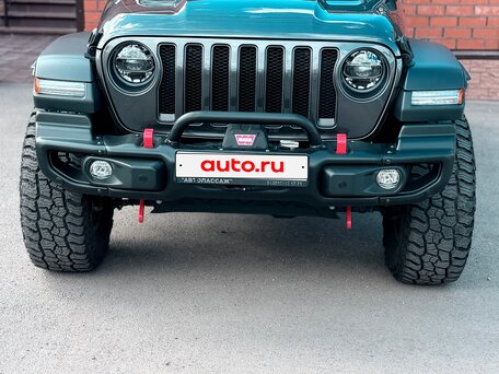2022 Jeep Wrangler IV (JL), серый, 6000000 рублей, вид 2