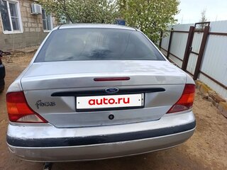 2004 Ford Focus I Рестайлинг, серебристый, 150000 рублей, вид 2
