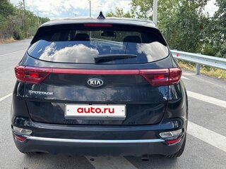 2020 Kia Sportage IV Рестайлинг, чёрный, 1800000 рублей, вид 4