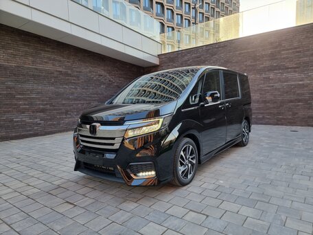 2021 Honda Stepwgn Spada V Рестайлинг, чёрный, 3290000 рублей, вид 1