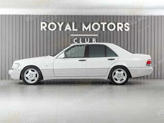 1992 Mercedes-Benz S-Класс 500 III (W140), белый, 2450000 рублей, вид 3