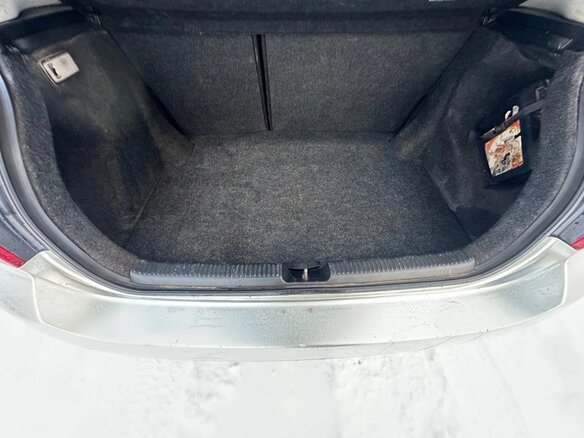 2006 Toyota Corolla IX (E120, E130) Рестайлинг, серебристый, 370000 рублей - вид 17