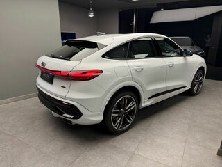 2026 Audi Q5 Sportback TFSI quattro S tronic II (GU), белый, 9694000 рублей, вид 3