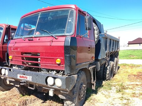 1987 Tatra T 815, красный, 850000 рублей, вид 4
