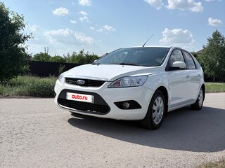 2010 Ford Focus II Рестайлинг, белый, 420000 рублей, вид 1