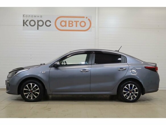 2017 Kia Rio IV, серый - вид 1