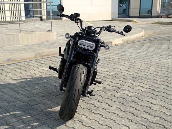 2025 Harley-Davidson Sportster S, синий - вид 6
