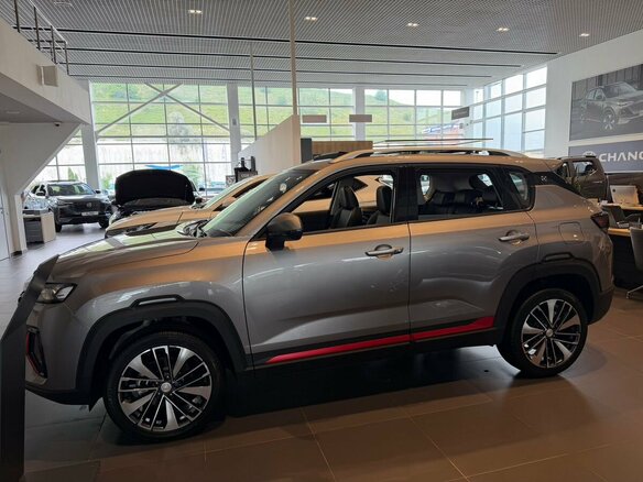 2025 Changan CS35 Plus I Рестайлинг, серебристый - вид 9
