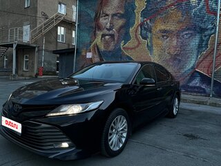 2019 Toyota Camry VIII (XV70), чёрный, 2550000 рублей, вид 2