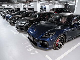 2025 Porsche Panamera 4 E-Hybrid III, серый, 19900000 рублей, вид 4