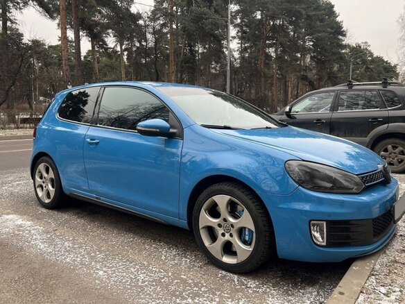 2011 Volkswagen Golf GTI VI, синий, 1060000 рублей - вид 2