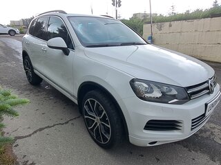 2012 Volkswagen Touareg II, белый, 2200000 рублей, вид 2