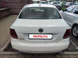 2016 Volkswagen Polo V Рестайлинг, белый, 670000 рублей, вид 3