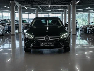 2019 Mercedes-Benz C-Класс 180 IV (W205) Рестайлинг, чёрный, 1840000 рублей, вид 3