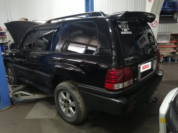 2006 Lexus LX 470 II Рестайлинг, чёрный, 2090000 рублей - вид 1