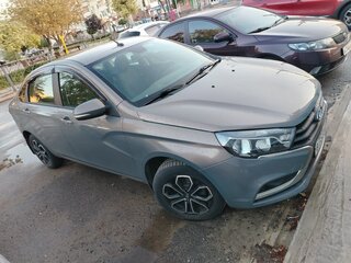2018 Lada (ВАЗ) Vesta I, серый, 850000 рублей, вид 2