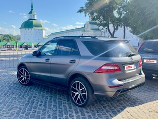 2014 Mercedes-Benz M-Класс 400 III (W166), серый, 2700000 рублей, вид 4