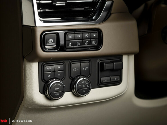 2025 GMC Yukon V Рестайлинг, чёрный, 15690000 рублей - вид 17