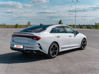2021 Kia K5 III, белый, 2390000 рублей, вид 3