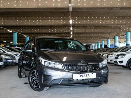 2018 Kia Cerato III Рестайлинг (Classic), серый, 1249000 рублей, вид 2