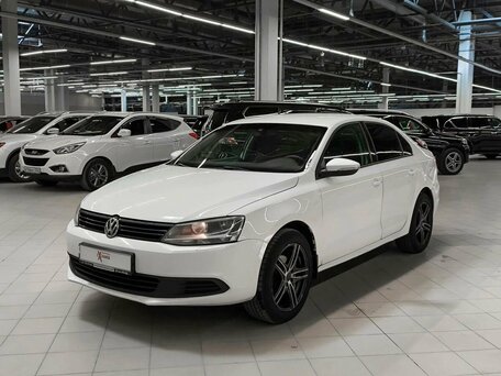 Volkswagen Jetta VI