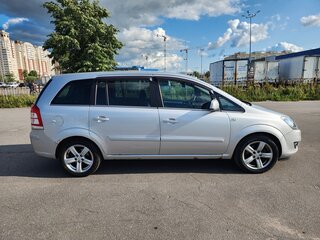2011 Opel Zafira B Рестайлинг, серебристый, 890000 рублей, вид 5