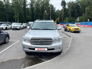 2011 Toyota Land Cruiser 200 Series, серебристый, 3350000 рублей, вид 1