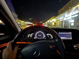 2008 Mercedes-Benz S-Класс 550 V (W221), чёрный, 1900000 рублей, вид 3