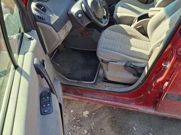 2005 Renault Scenic II, красный, 250000 рублей - вид 8