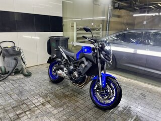 2018 Yamaha MT-09 (FZ-09), синий, 950000 рублей, вид 2