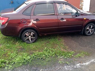 2012 Lada (ВАЗ) Granta I, красный, 400000 рублей, вид 5