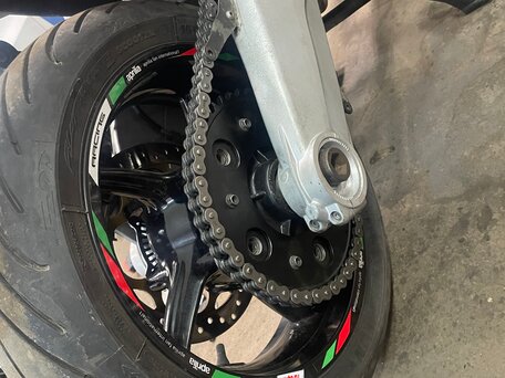 2012 Aprilia SRV 850, чёрный, 600000 рублей, вид 4