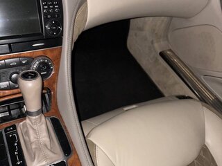 2008 Mercedes-Benz SL-Класс 350 V (R230) Рестайлинг 2, красный, 2400000 рублей, вид 4