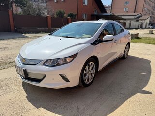 2017 Chevrolet Volt II, белый, 1950000 рублей, вид 2