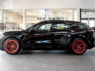 2026 Porsche Cayenne Electric Coupé IV, чёрный, 23870404 рублей, вид 3