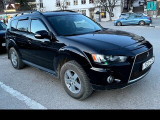 2010 Mitsubishi Outlander II Рестайлинг, чёрный, 1255000 рублей, вид 2