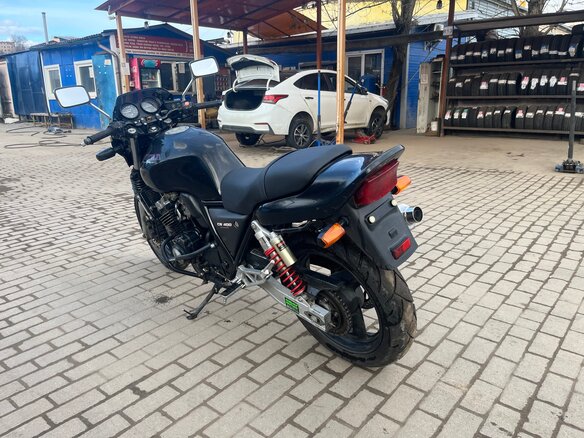 1995 Honda CB 400 Super Four, чёрный, 290000 рублей - вид 7