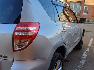 2008 Toyota RAV4 III (XA30), серебристый, 1200000 рублей, вид 4