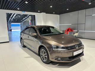 2012 Volkswagen Jetta VI, коричневый, 988000 рублей, вид 5