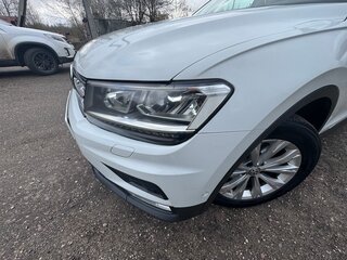 2017 Volkswagen Tiguan II, белый, 2500000 рублей, вид 4